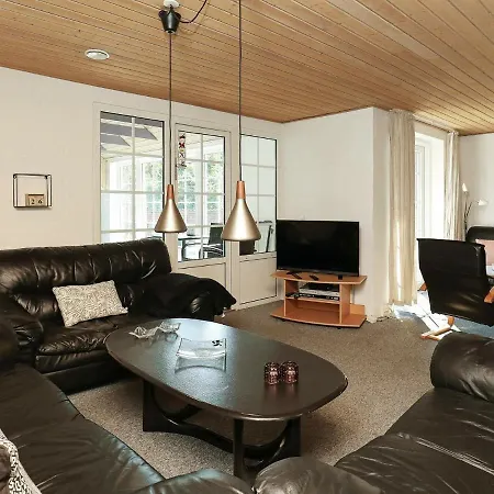 Semesterbostad 14 Person In Ulfborg Husby